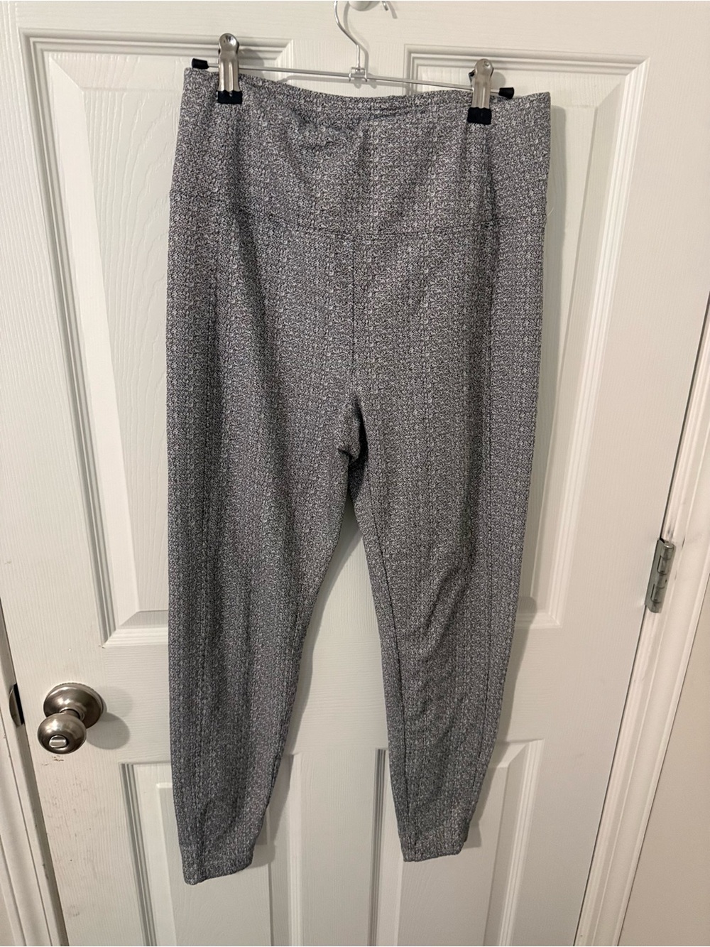 Kyodan Grey Textured High-Waist Leggings